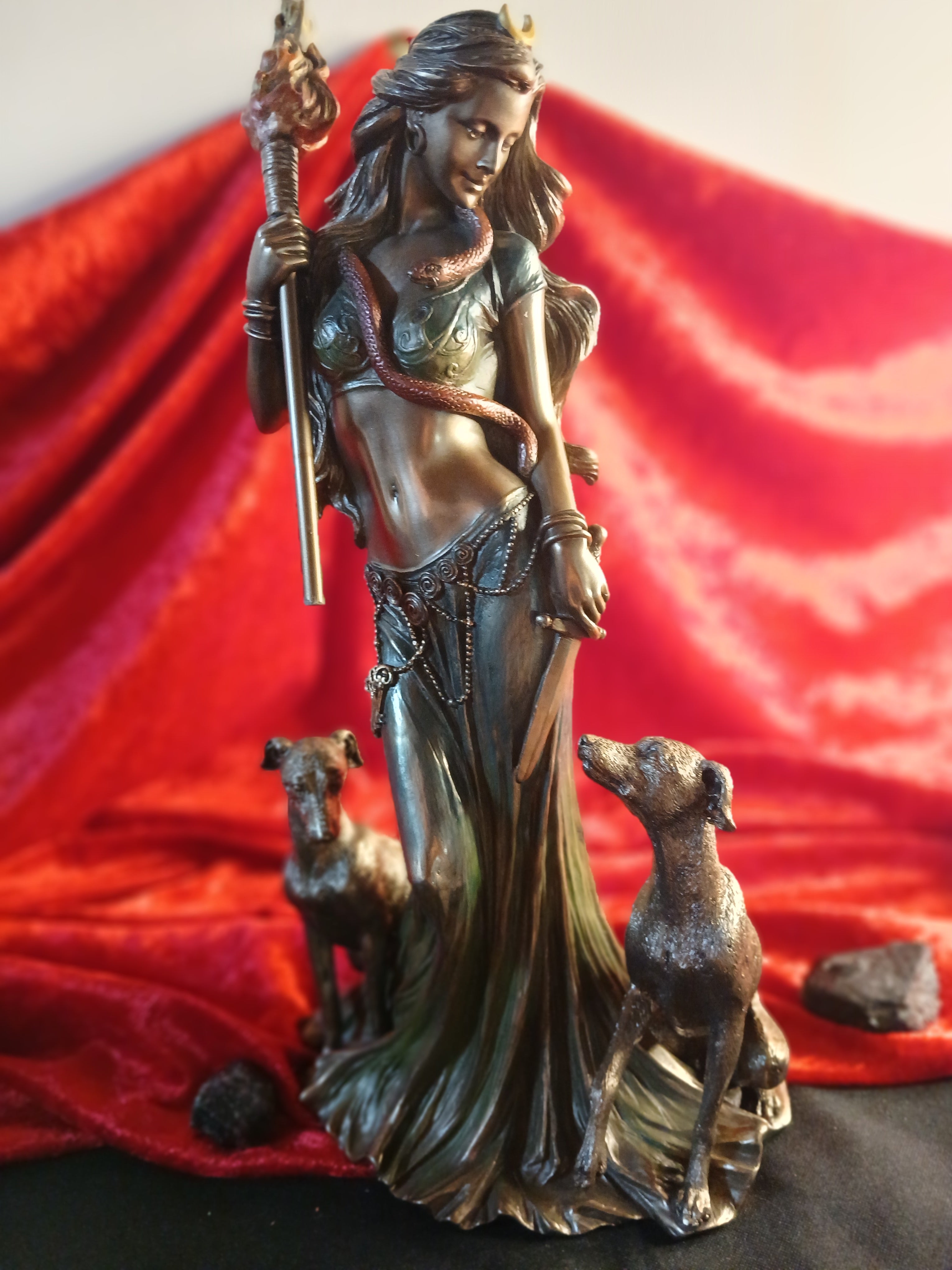 Statue Hécate 34cm - Bronze